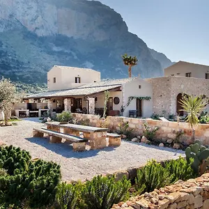 Baglio Giammaccaro Bed & Breakfast Castelluzzo